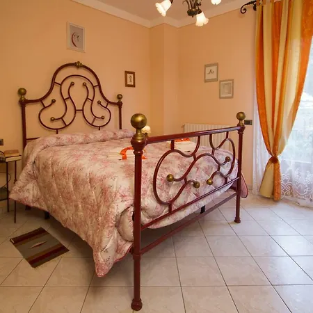 Casa Elena Apartment Cortona